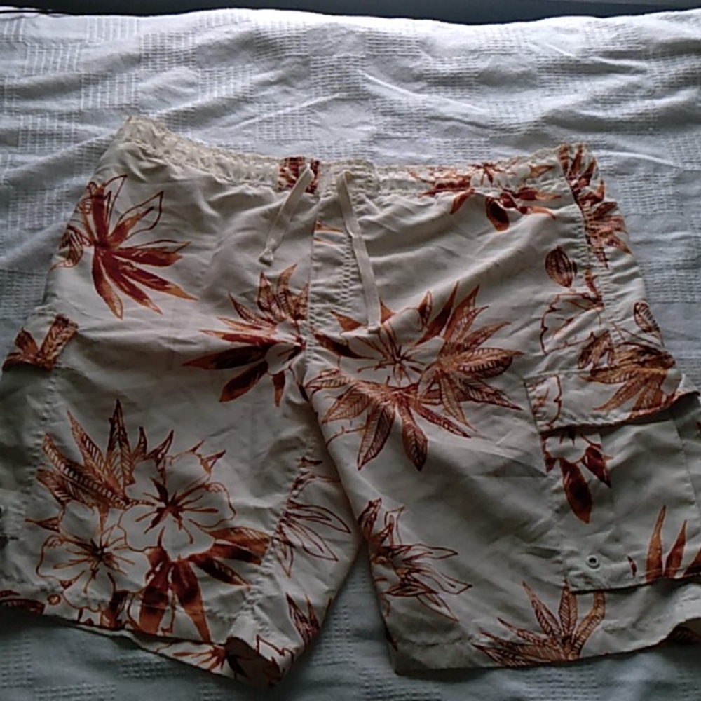 Arizona floral print shorts